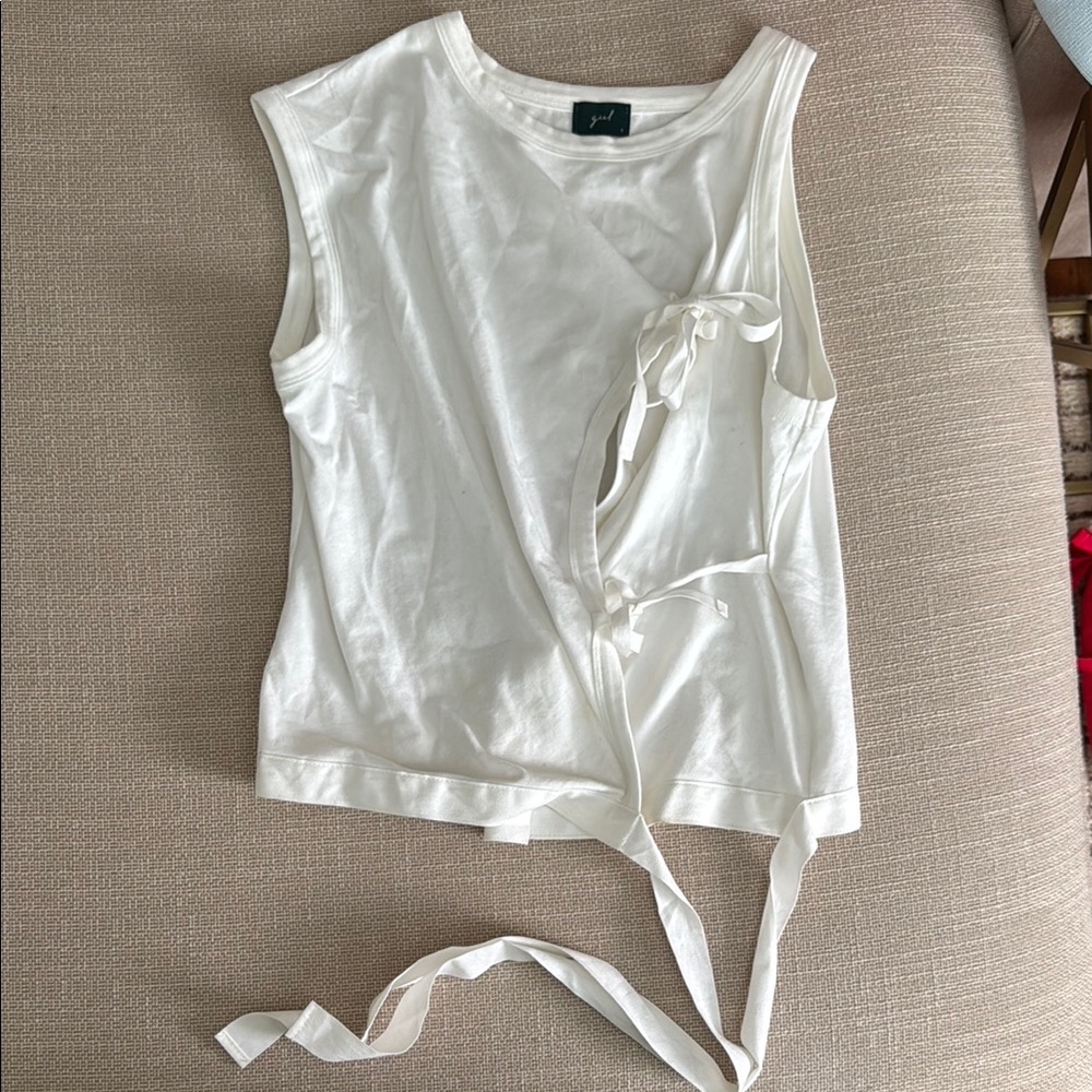 Geel sleeveless tie top